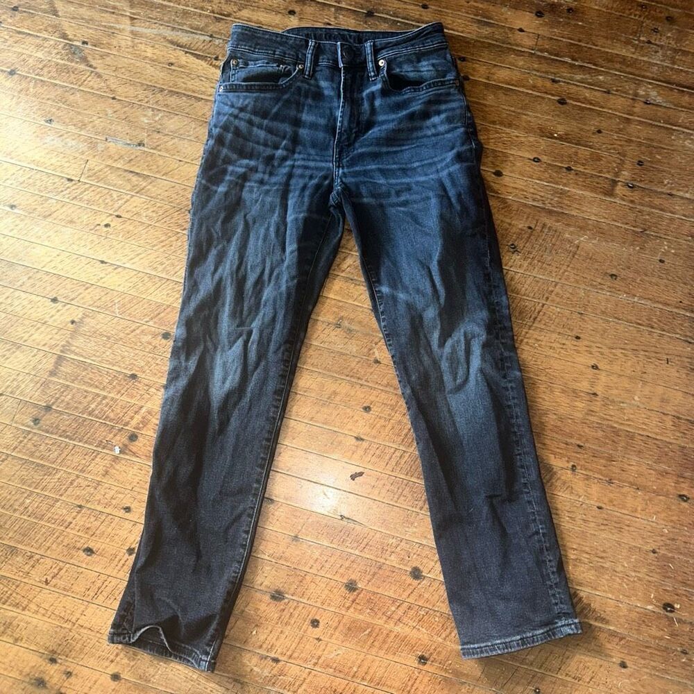 American Eagle black athletic straight 29x30 jeans